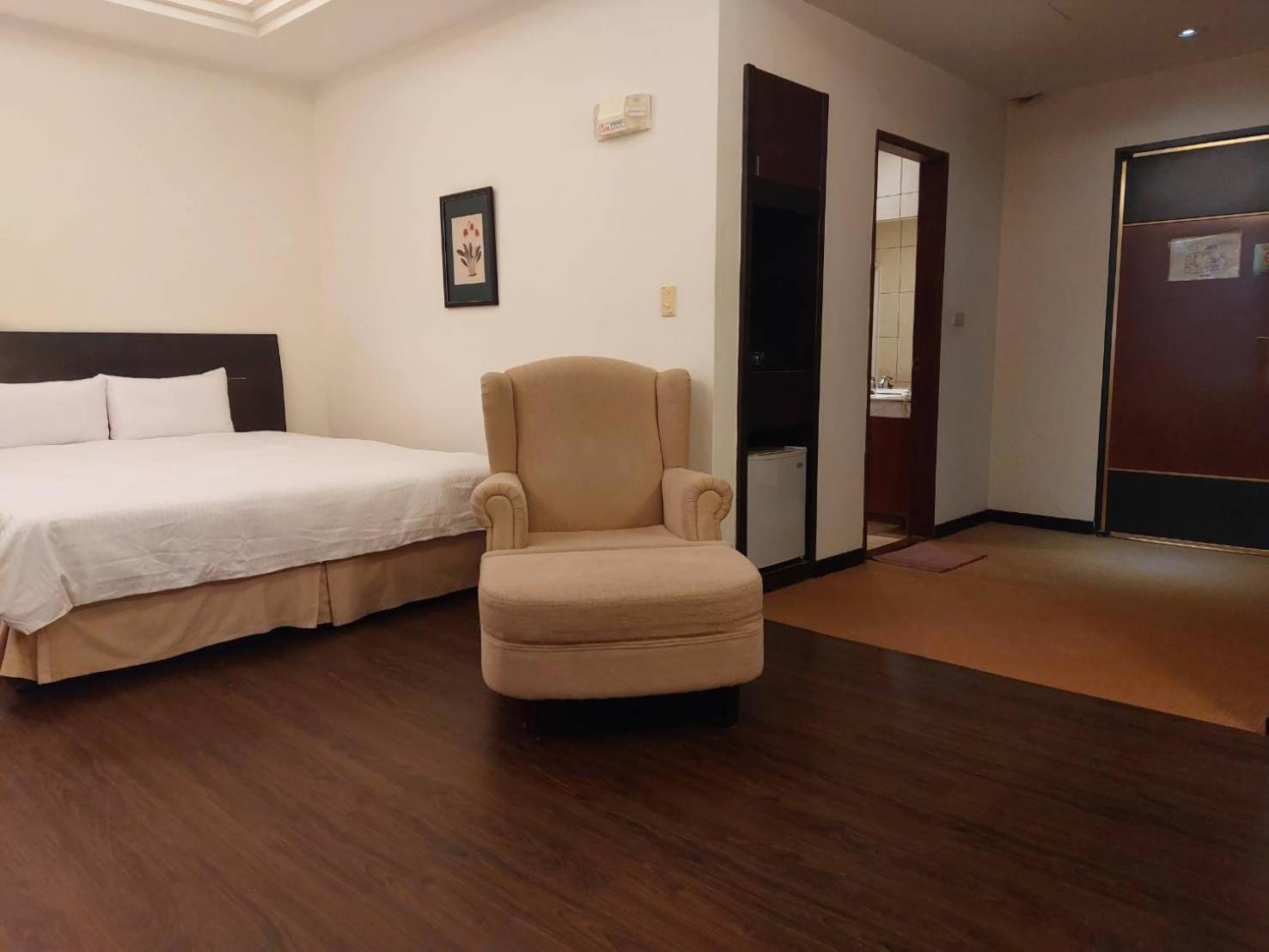 Herkang Hotel Ταϊχούνγκ Εξωτερικό φωτογραφία